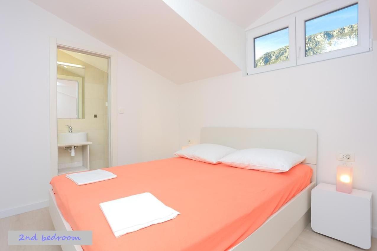 Beach House - Apartments Ana Duce Bilik gambar