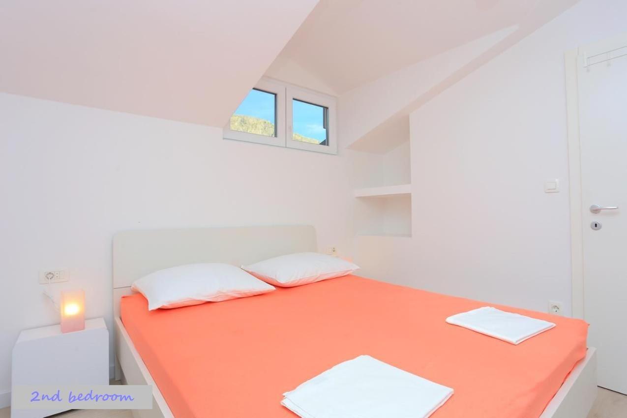 Beach House - Apartments Ana Duce Bilik gambar