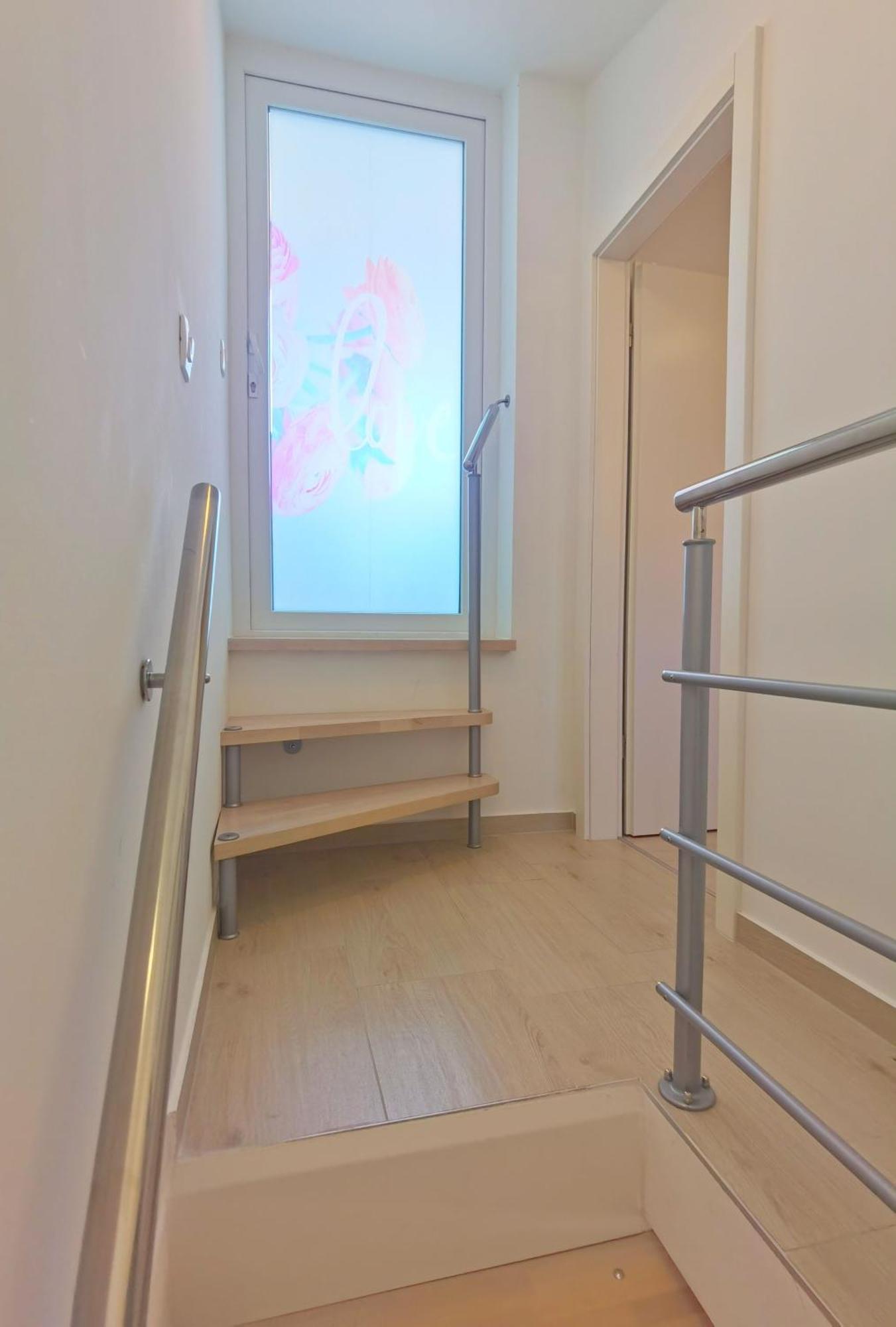Beach House - Apartments Ana Duce Luaran gambar