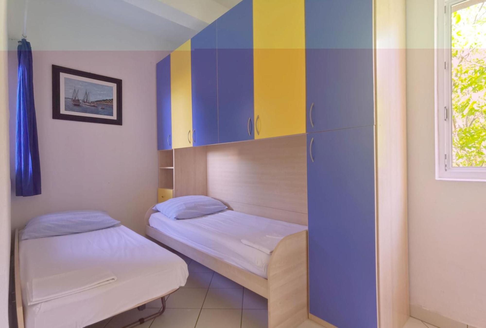 Beach House - Apartments Ana Duce Bilik gambar